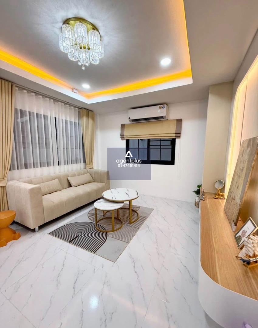 ขายทาวน์เฮาส์2ชั้น  2ห้องนอน หลังมุม ส่วนตัว สยามคันทรีคลับพัทยา