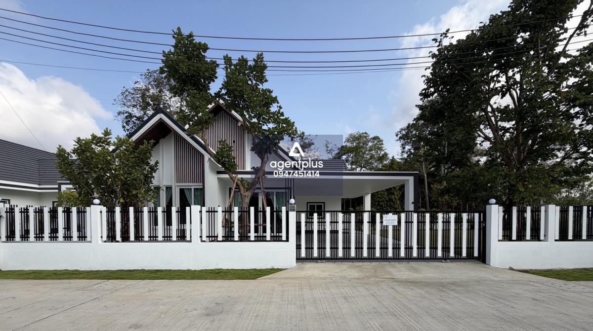 ขายบ้านเดี่ยวสวยพร้อมอยู่ ทำเลดีใกล้มาบประชัน-มอเตอร์เวย์ สาย 7