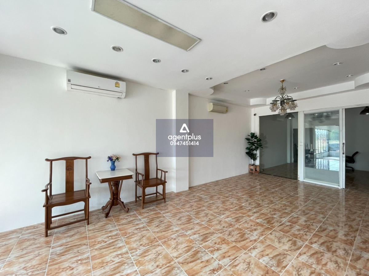 ให้เช่า / ขาย อาคารพาณิชย์ ทำเลทอง ถนนชัยพฤกษ์ ใกล้หาดจอมเทียน