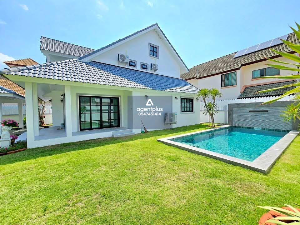 ขายบ้านเดี่ยว 4ห้องนอน พร้อมสระว่ายน้ำส่วนตัวทำเล ซอยทุ่งกลม-ตาลหมัน (พัทยา) ทำเลดี เดินทางสะดวก