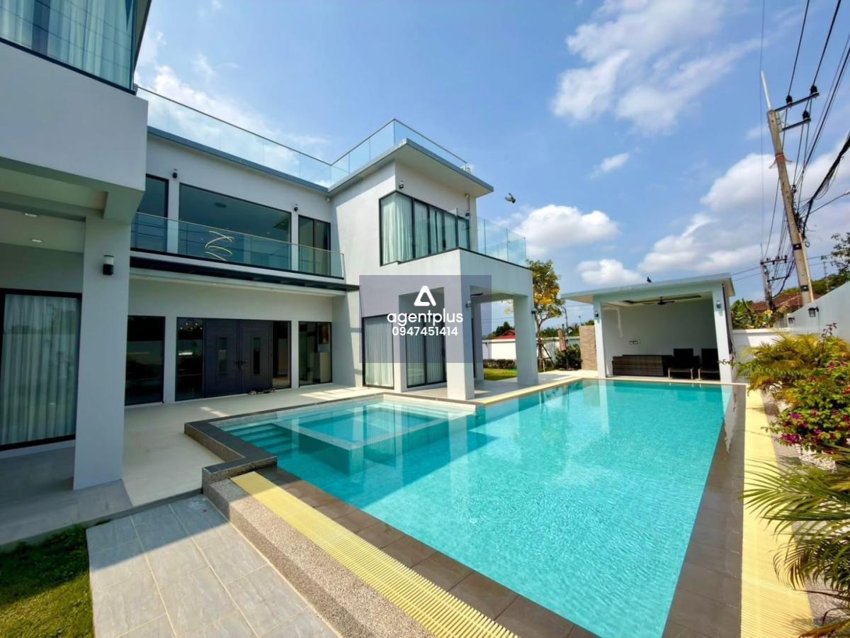 ขายพูลวิลล่าสุดหรู 5ห้องนอน ใกล้อ่างมาบประชัน ทำเลสะดวก