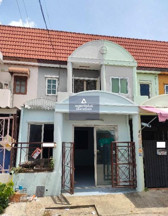 ขายบ้านทาวน์เฮ้าส์ 2 ชั้น ติดMRT รถไฟฟ้าตลาดบางใหญ่ และฝั่งตรงข้ามเป็นเซ็นทรัลเวสเกต ไม่ต้องใช้รถ อยู่หลังตลาดบางใหญ่ อยู่ในหมู่บ้านบางใหญ่ซิตี้