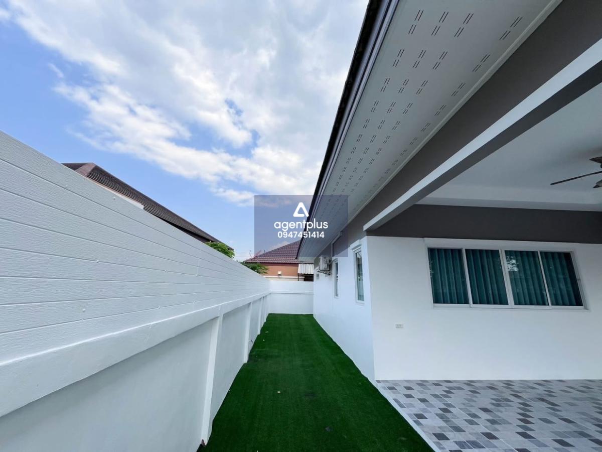 ให้เช่าบ้านเดี่ยว 3ห้องนอน ในหมู่บ้านย่านหนองปลาไหล พัทยา