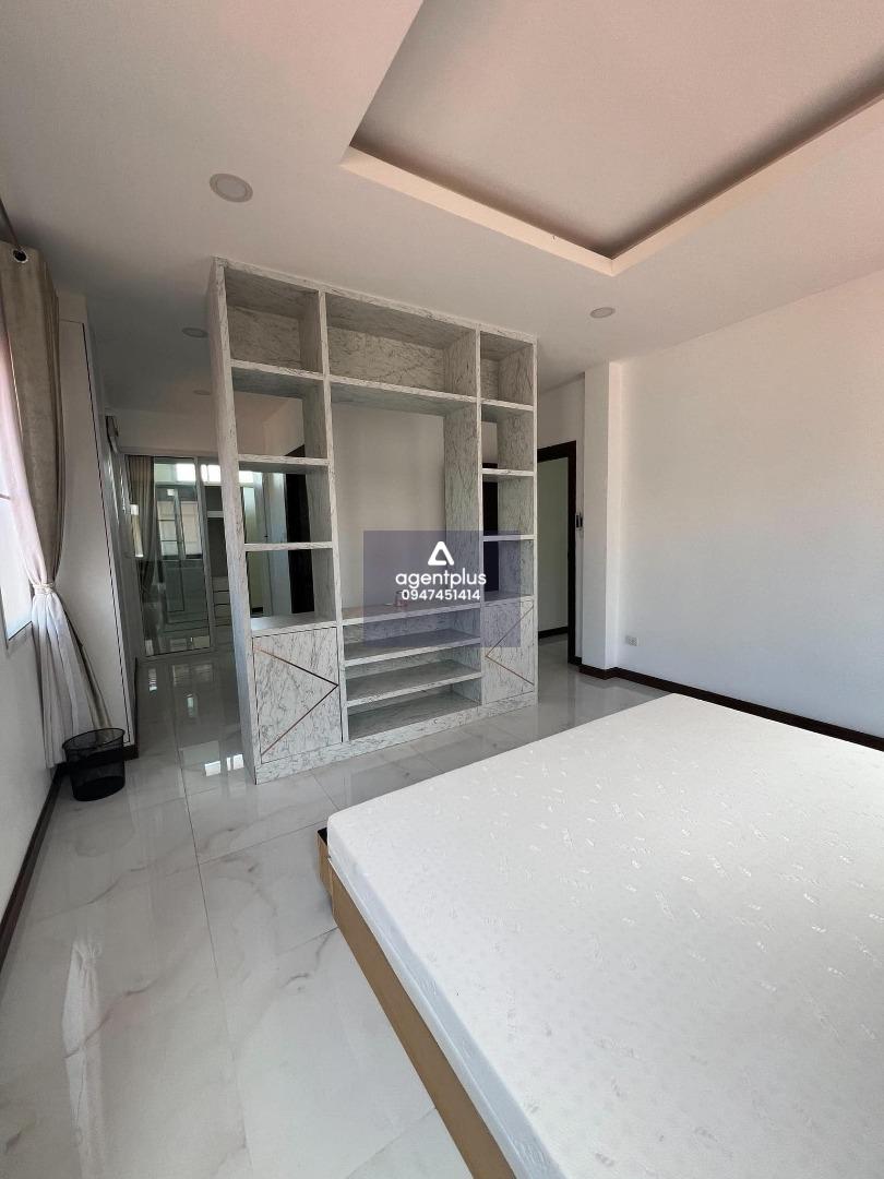 ขายบ้านเดี่ยว 2 ชั้น ตามสภาพ 4 ห้องนอน 3 ห้องน้ำ ทำเล จอมเทียนสาย 2 เดินไปชายหาดจอมเทียนได้
