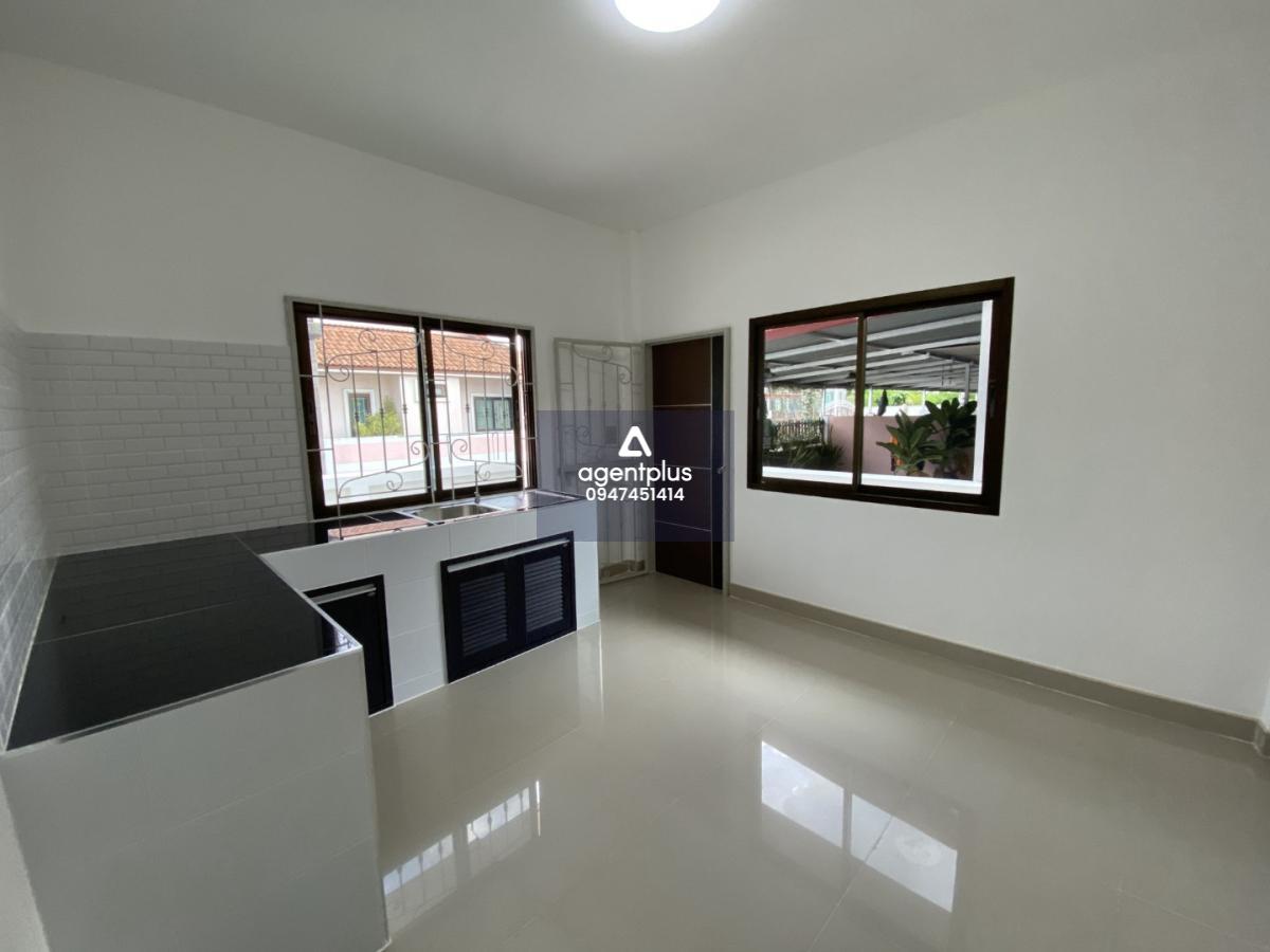 บ้านเดี่ยวชั้นเดียว โครงการขวัญนครวิล ฉะเชิงเทรา ติดถนนในโครงการ เดินทางเข้า-ออกสะดวก