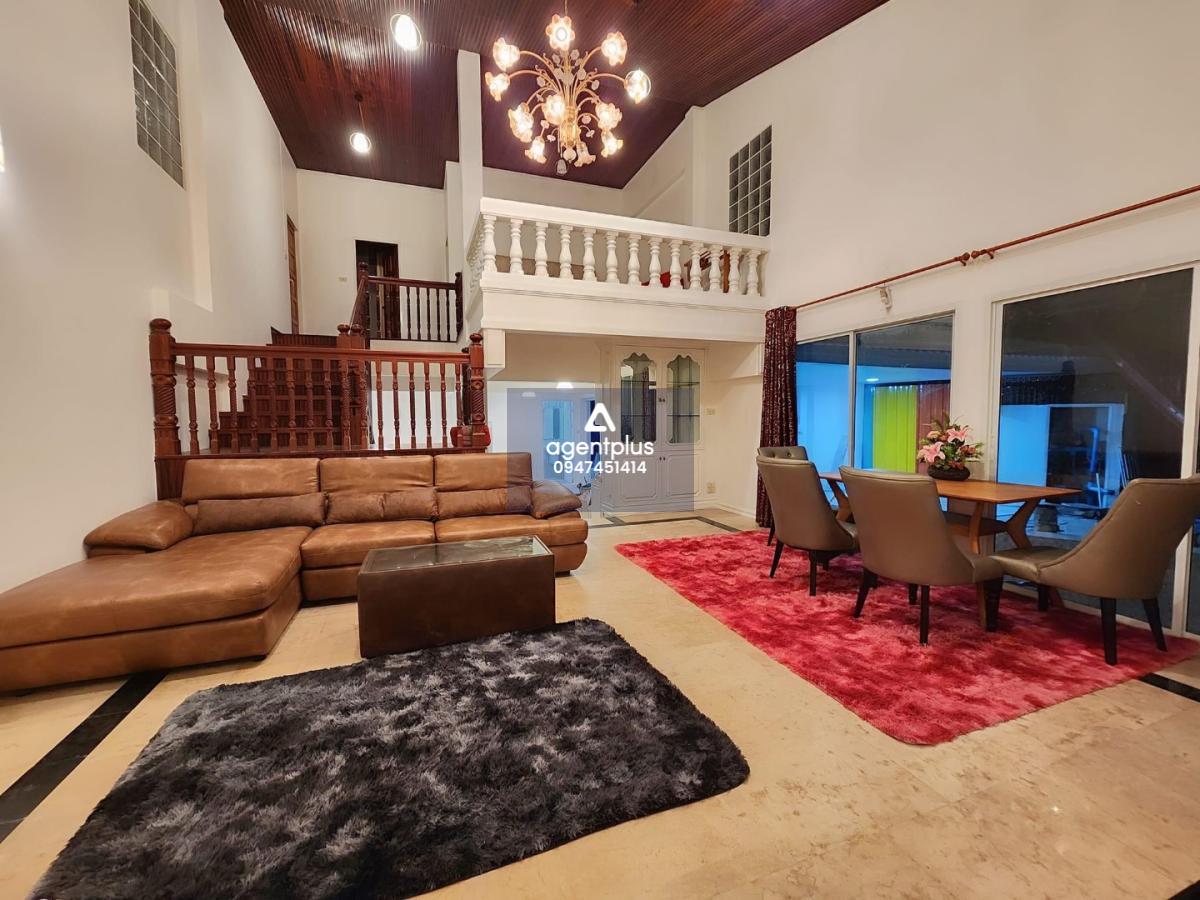 Beachfront Pool Villa Jomtien Pattaya 