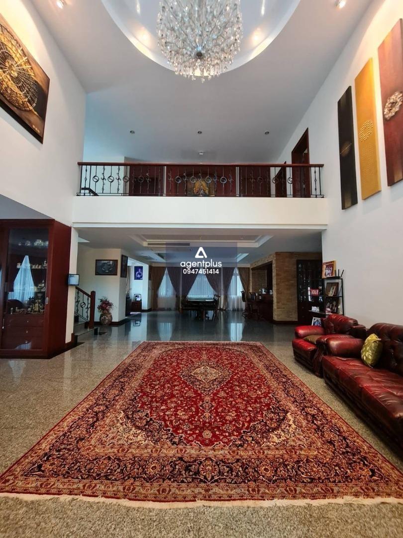 ขายพูลวิลล่าหรู บนเขาพระตำหนัก เหมาะอยู่อาศัยและลงทุน