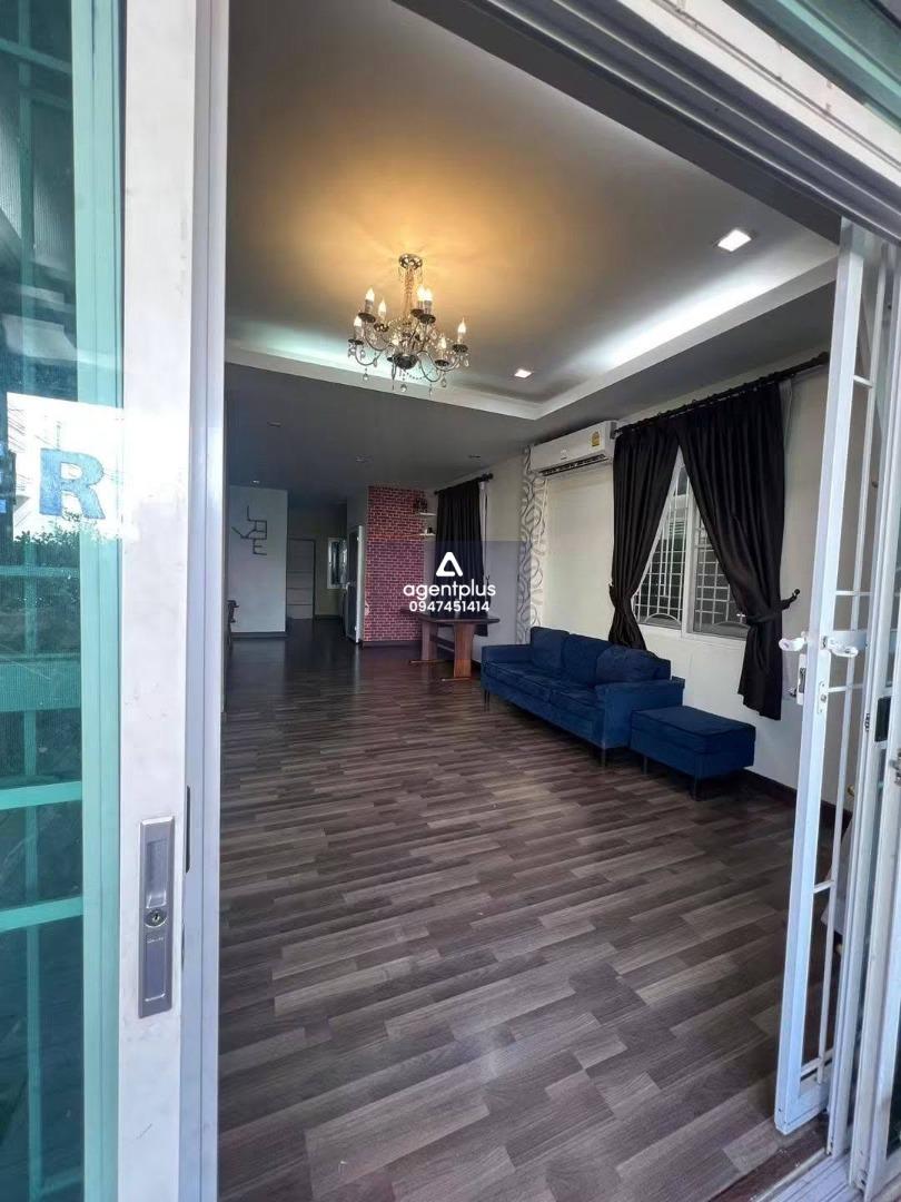 ขายบ้านเดี่ยว 2 ห้องนอน พรประภานิมิต 7 พัทยา  บ้านหลังมุม