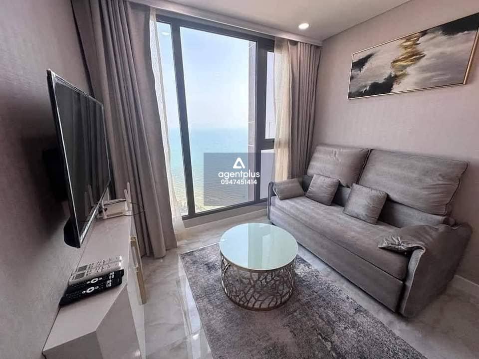 ขายคอนโด Copacabana beach front Jomtian Pattaya 