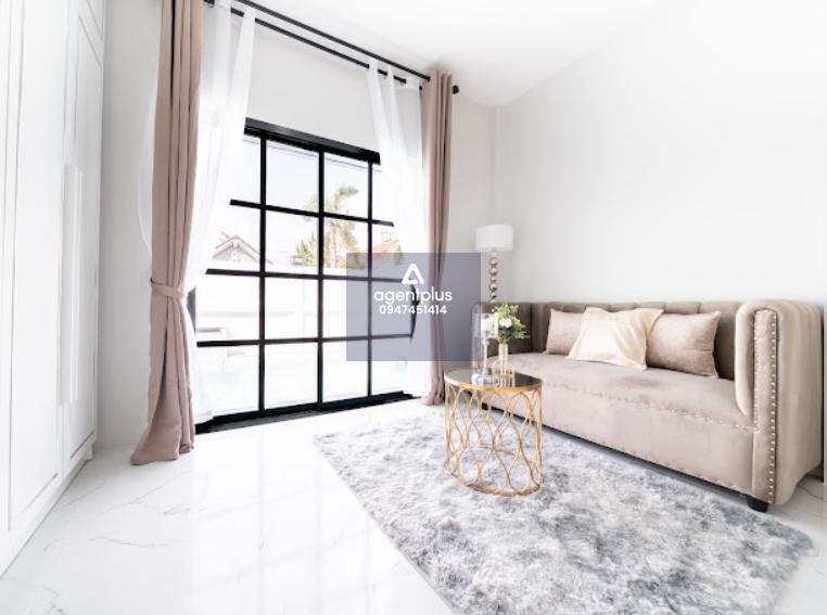 บ้านเดี่ยวรีโนเวทใหม่ พร้อมสระว่ายน้ำสุดหรู คุ้มค่าเกินราคา!