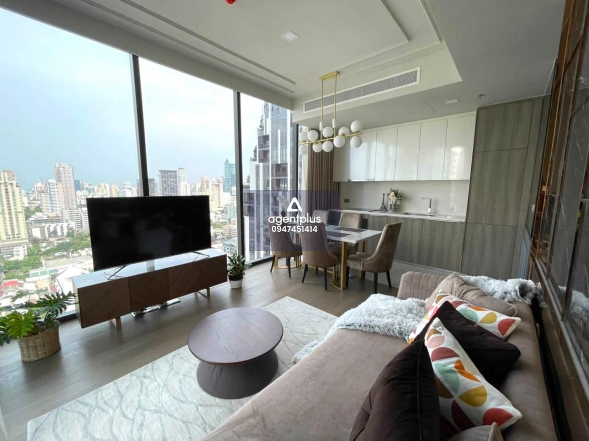  ให้เช่าคอนโด 2 ห้องนอน อโศก–สุขุมวิท  วิวสวย เฟอร์ครบ พร้อมอยู่