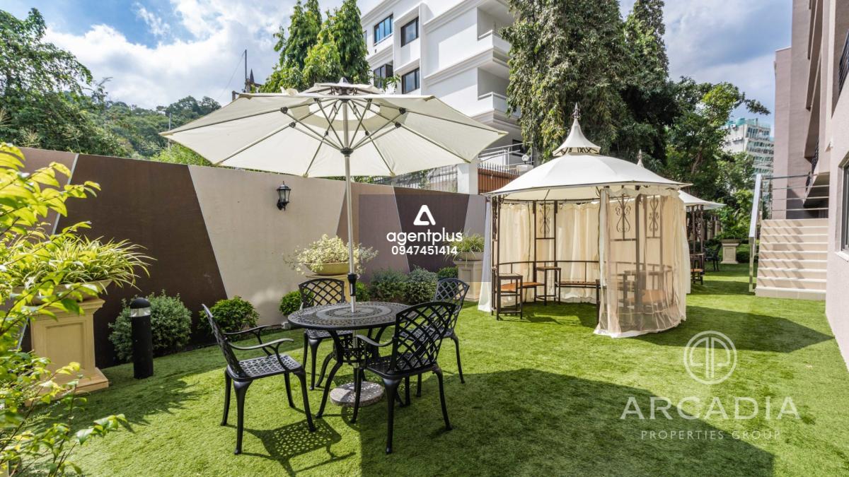 Arcadia-Center-Suites