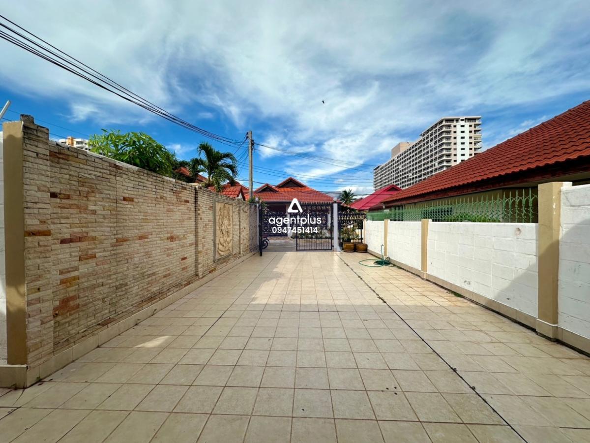 Royal-Park-Village