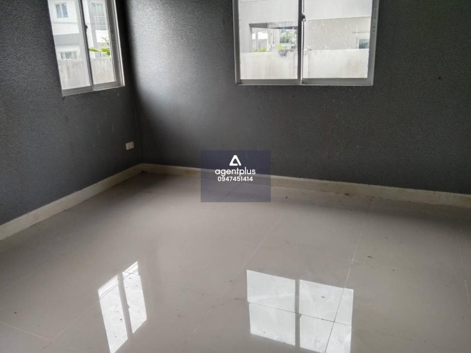 บ้านเดี่ยว โครงการไลโอนอฟ ปลวกแดง ซอย 22 หมู่ที่ 4 ถนนสายปลวกแดง - ห้วยปราบ ทำเลดีใกล้ถนนหมายเลข 3191 (มาบตาพุด-อ่างเก็บน้ำหนองปลาไหล)