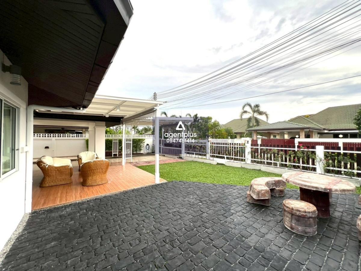 วิลล่าพร้อมเข้าอยู่ ในหมู่บ้านเงียบสงบ บรรยากาศดี เหมาะทั้งอยู่อาศัย & ปล่อยเช่า 