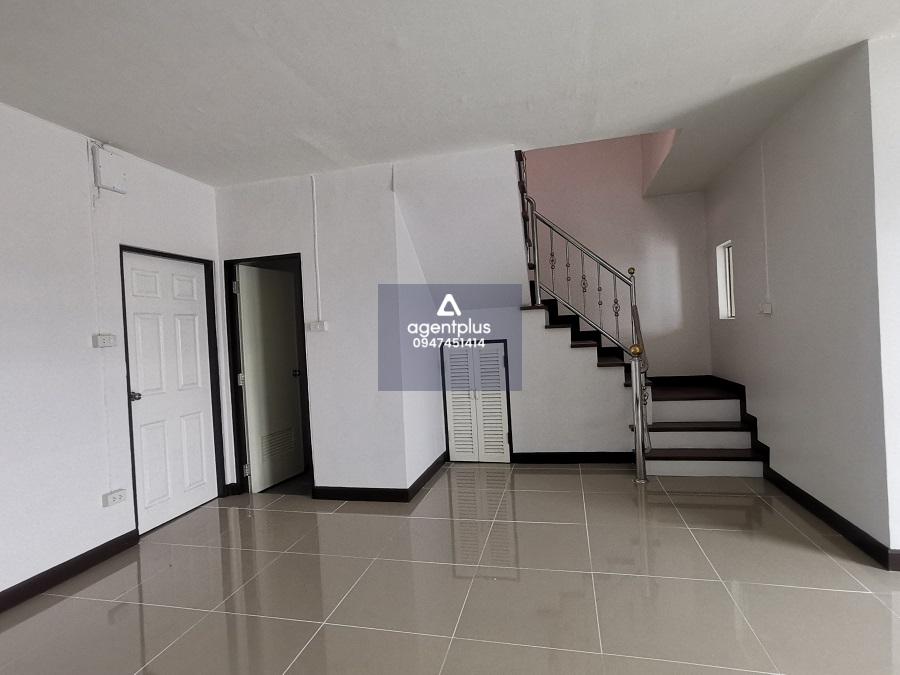 ทาวน์เฮ้าส์ โครงการพฤกษาพนาลี 36 เมืองฉะเชิงเทรา ปรับปรุงใหม่ ทาวน์เฮ้าส์ 2 ชั้น การคมนาคมสะดวกสบาย