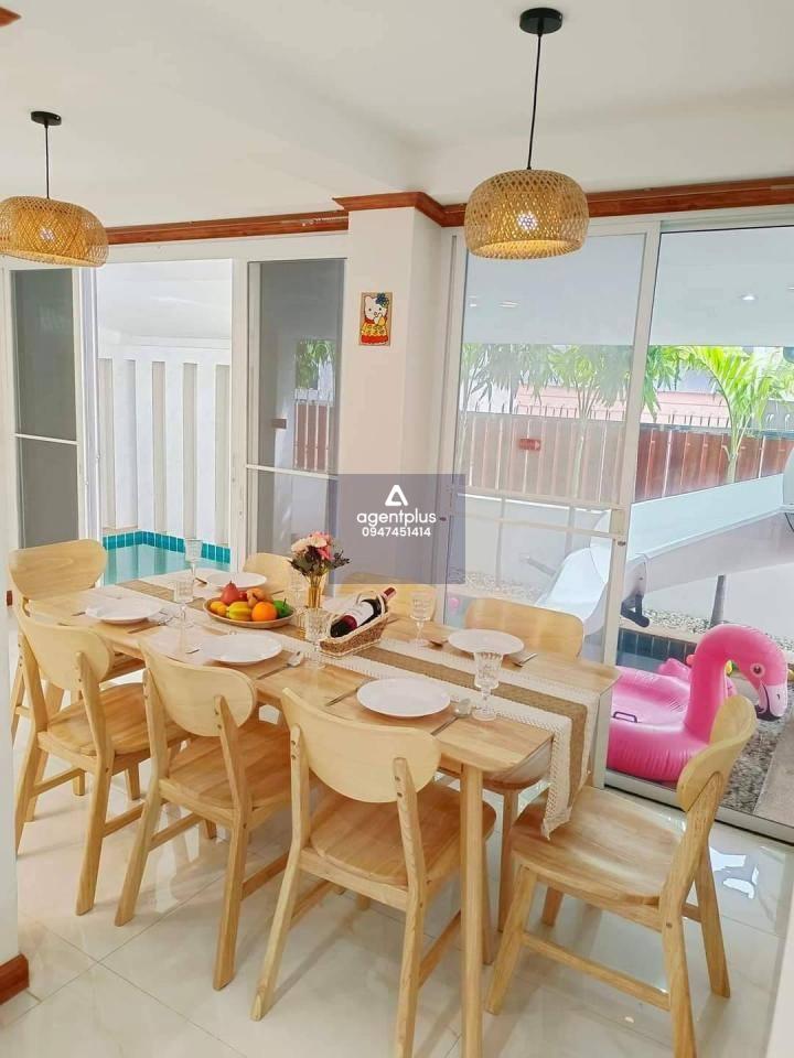 พูลวิลล่า + ธุรกิจพร้อมดำเนินการ ปล่อยเช่ารายวันได้ สไตล์ “Homie Style” Jomtien Beach Pool Villa พัทยา