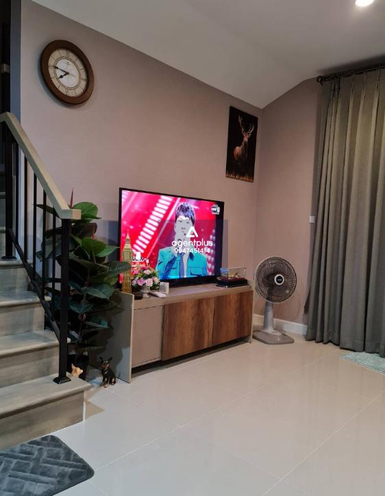 บ้านสวย เดินทางสะดวก สังคมพรีเมี่ยม ราคาจับต้องได้ กับโครงการ SC Asset โครงสร้าง Premium และมีบริการหลังการขายดีเยี่ยม รับรองไม่ผิดหวัง คุ้มกว่าการซื้อ Condo แน่นอน