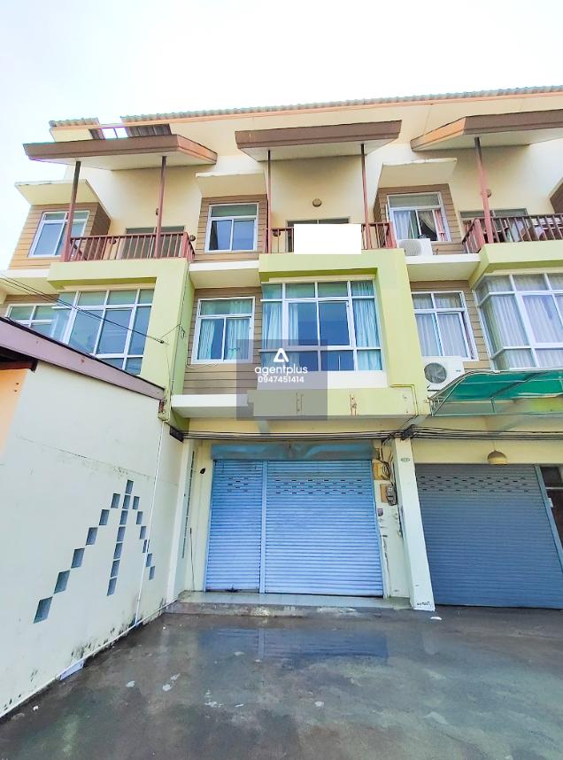 อาคารพาณิชย์ 3 ชั้น ซอยเจ้าฟ้า 48 ถ.เจ้าฟ้าตะวันตก เมืองภูเก็ต การเดินทางคมนาคสะดวก