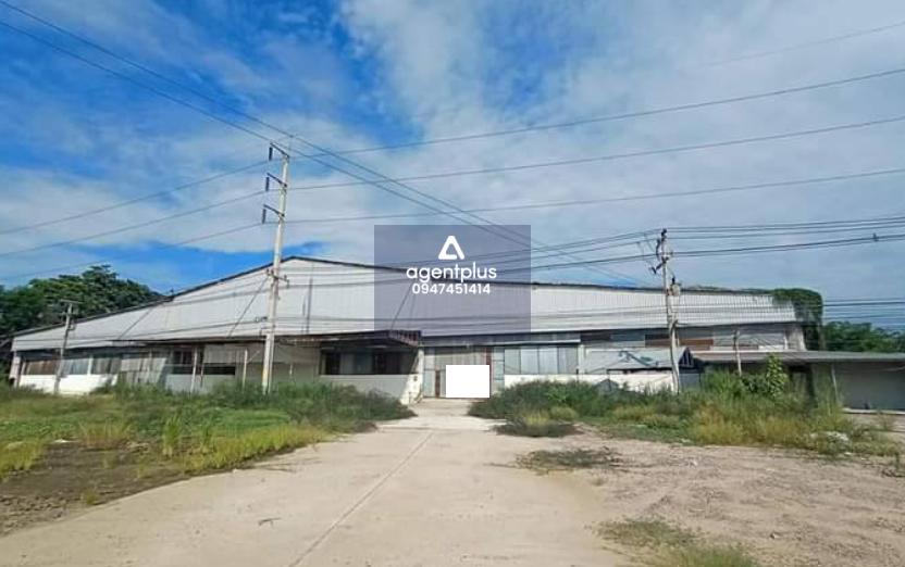  ให้เข่า โกดังขนาดใหญ่ติดถนนนครสวรรค์-พิษณุโลก