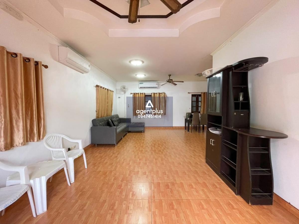 ขาย / ให้เช่า บ้านพูลวิลล่า 4ห้องนอน พัทยาใต้ ทำเลสุขุมวิท