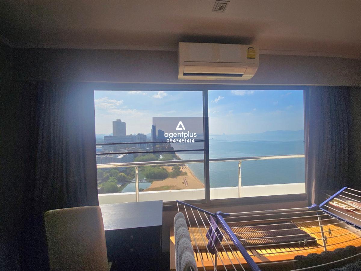 โกเด้นท์แซนด์ บีชฟร้อน คอนโด สำหรับเช่า 