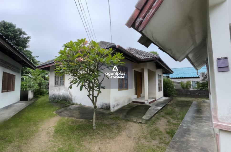 บ้านเดี่ยวชั้นเดียว 2 หลัง การคมนาคมสะดวก แยกเข้า ซอยวิเศษสุข 2 ประมาณ 145 เมตร สาธารณูปโภคครบ