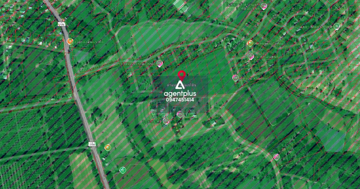 ที่ดินแปลงใหญ่(แปลงขวา)ล้อมรอบด้วยโครงการรีสอร์ท วิวภูเขา บลูไดมอนด์ เขาค้อ เพชรบูรณ์