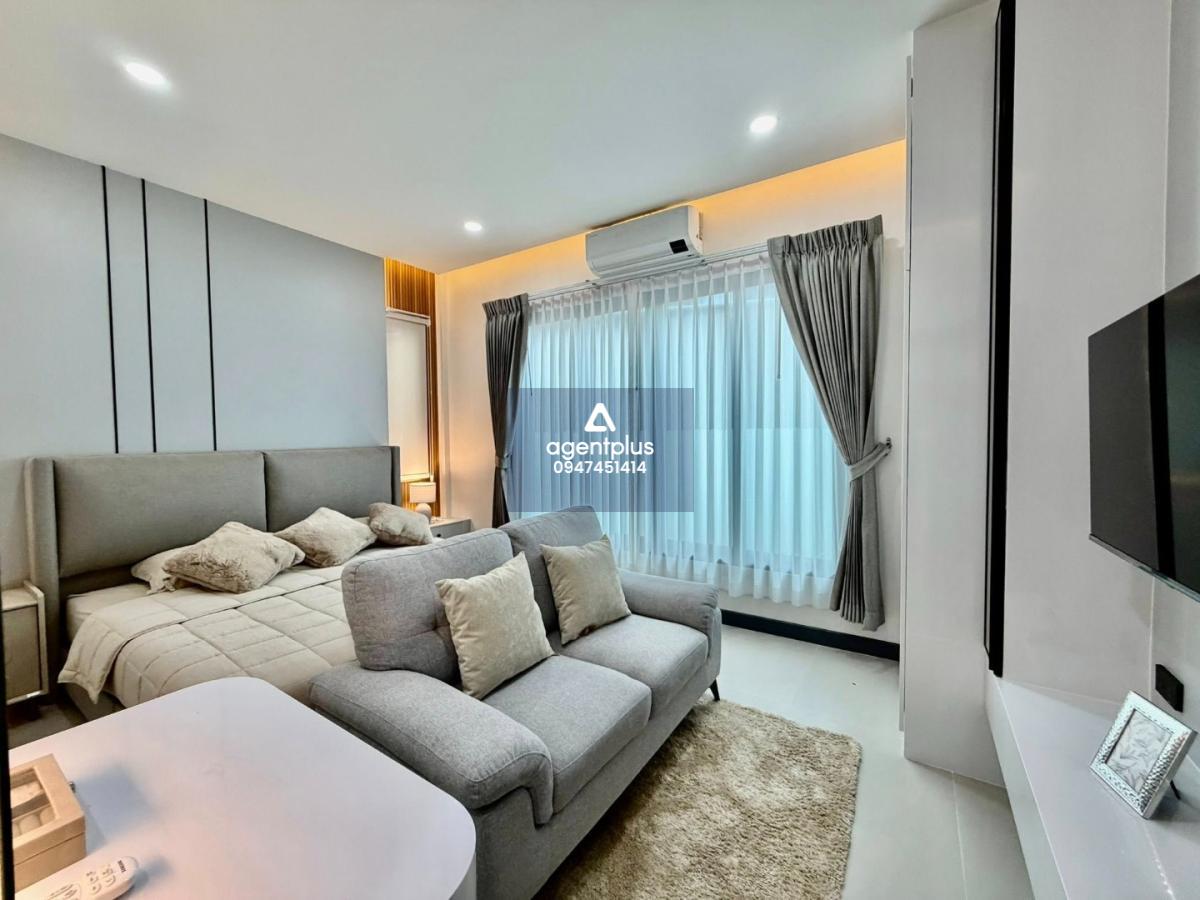 บ้านเดี่ยวสไตล์โมเดิร์นพร้อมสระว่ายน้ำส่วนตัว ทำเลดีเยี่ยมใจกลางเมืองพัทยา 