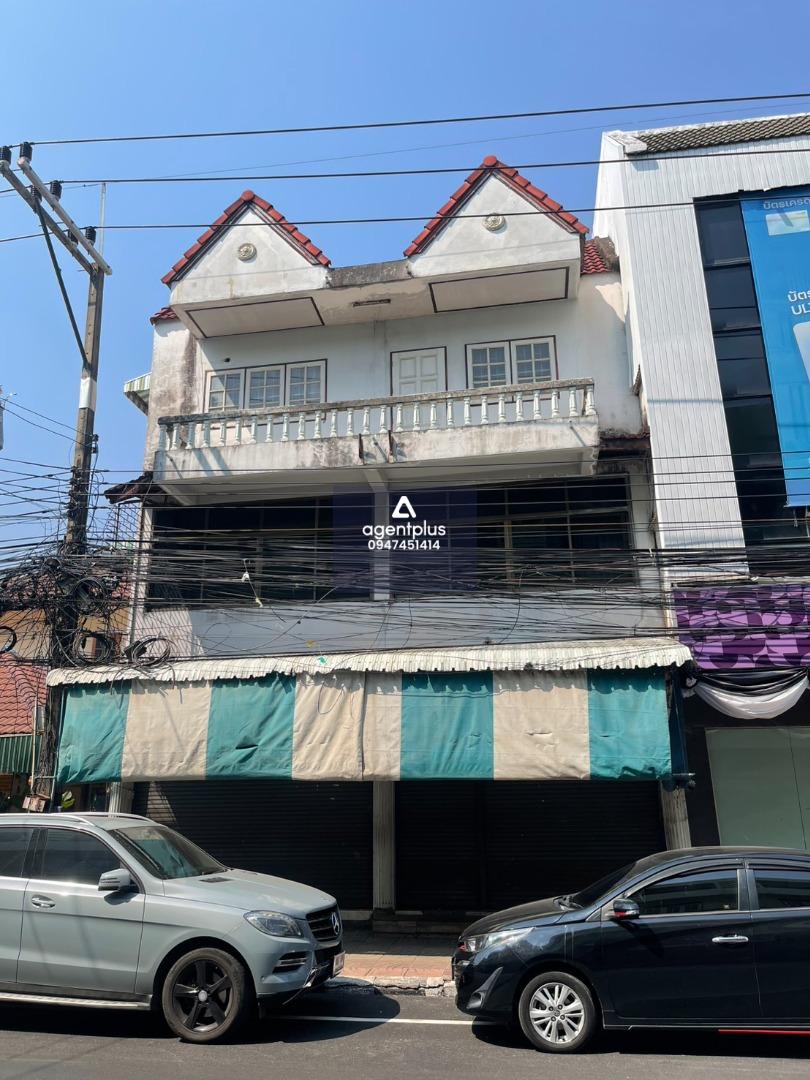 ปล่อยเช่าตึก 2 คูหา ทำเลดี สัตหีบ 