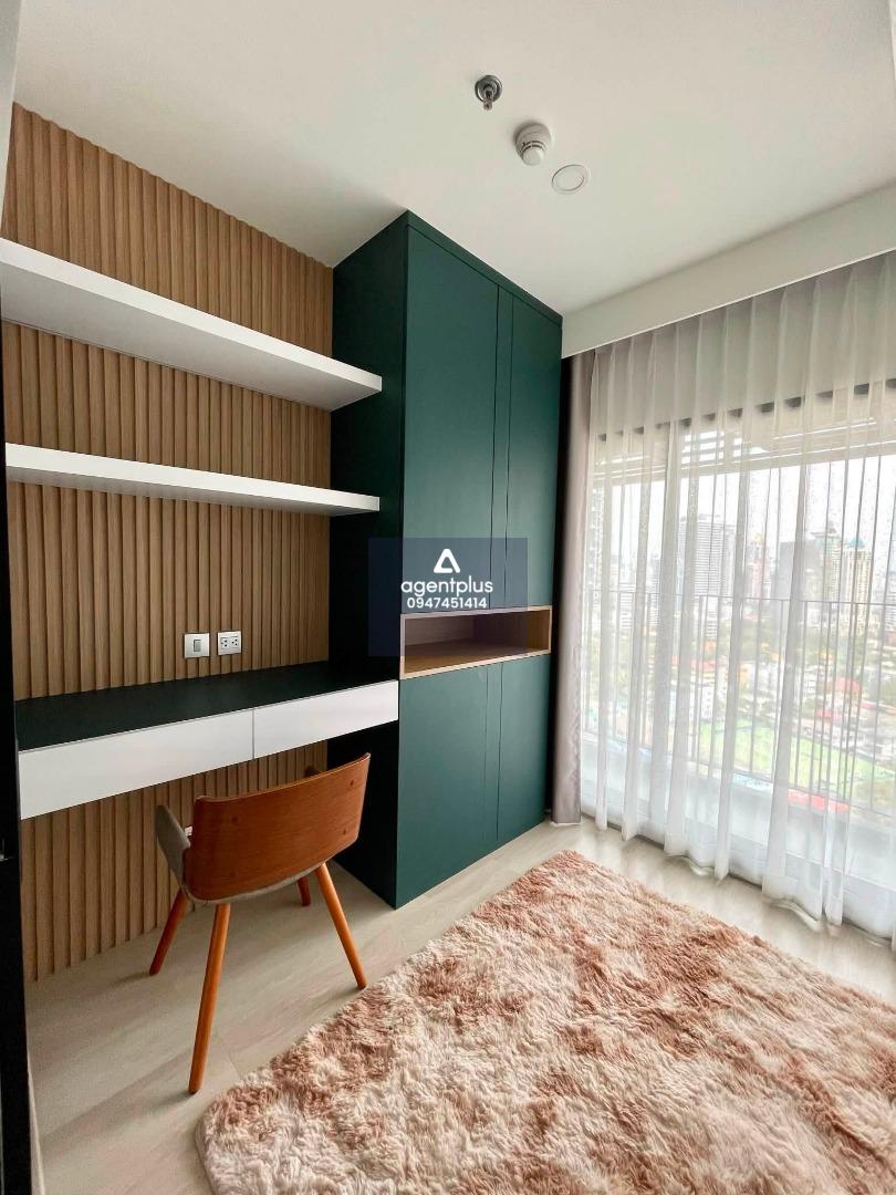 ให้เช่าคอนโด 1 ห้องนอน + ห้องทำงาน ใจกลางสาทร ใกล้ BTS ช่องนนทรี