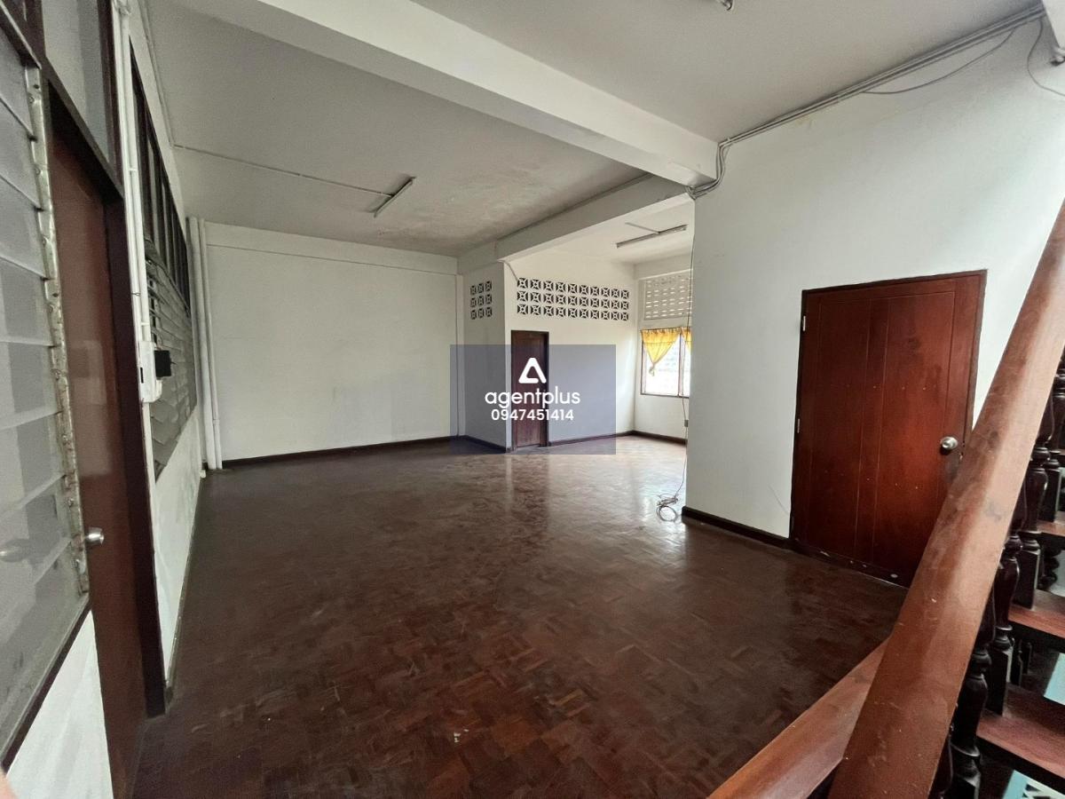 ขายตึก 2 ชั้นครึ่ง 2 คูหา ใกล้ตลาดใหม่นาเกลือ พัทยา