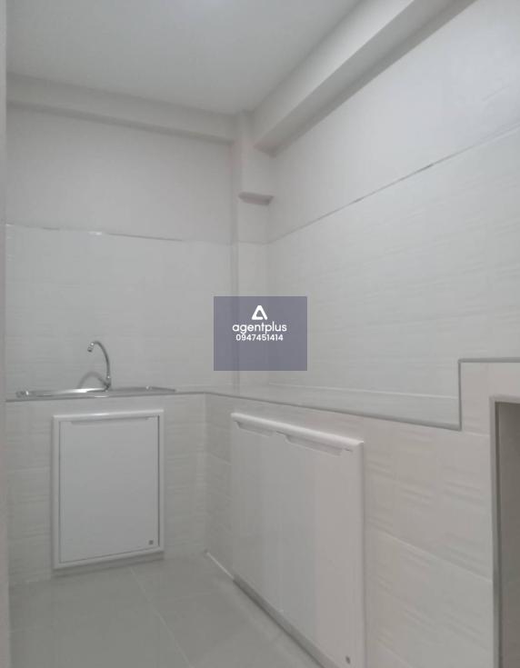 ขายพร้อมผู้เช่า (6,000 บาท/เดือน) บ้านรินทร์ทอง @ลำลูกกา คลอง2 (รีโนเวทใหม่ทั้งหลัง) ใกล้รถไฟฟ้า BTS คูคต เพียง 4 km. สะดวกสบายสุดๆ