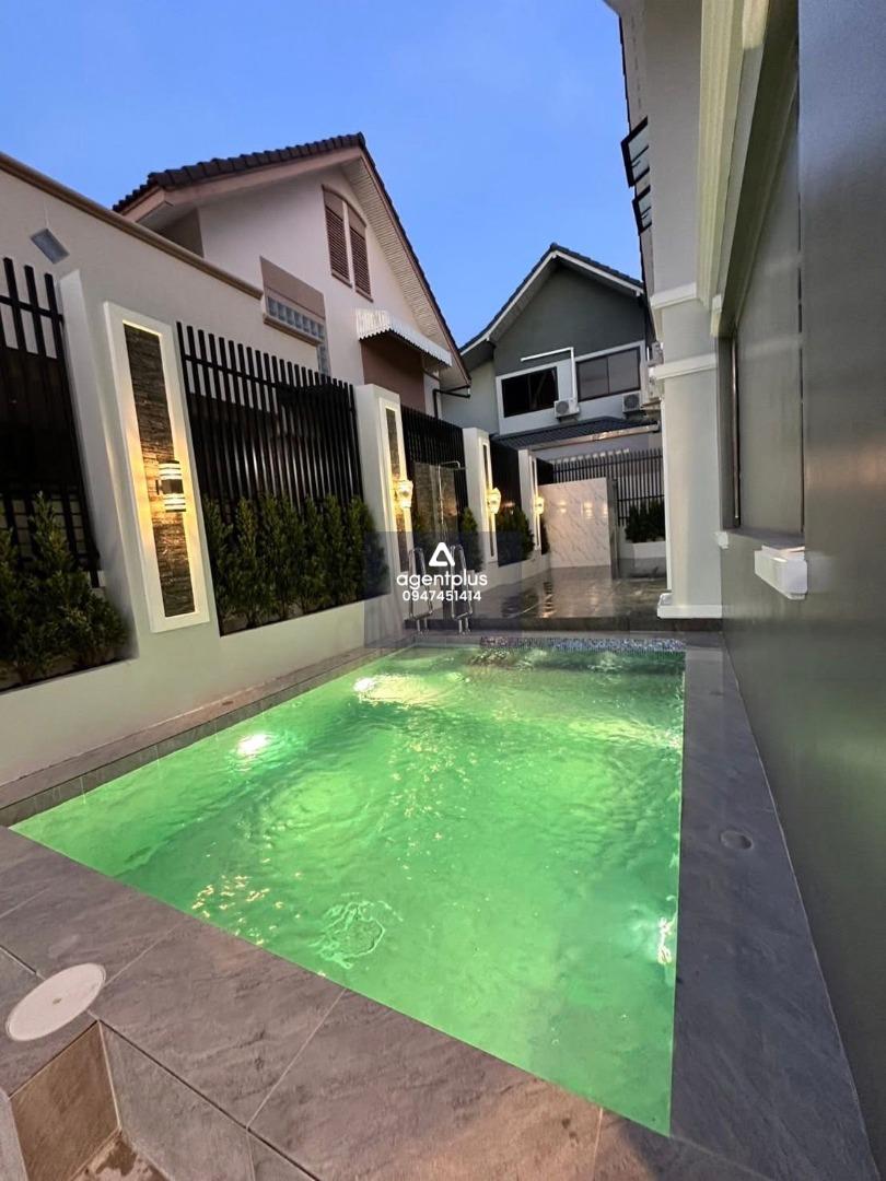 ขายบ้านเดี่ยวพูลวิลล่า 4ห้องนอน เฟอร์ใหม่ทั้งหลัง โครงการบ้านอยู่ใกล้ถนนสุขุมวิท