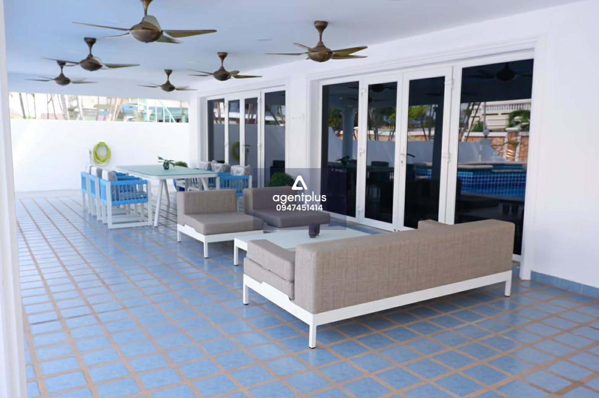 ขายบ้านพร้อมสระว่ายน้ำ 3ห้องนอน พร้อมเฟอร์ใหม่ครบ บางละมุงพัทยา