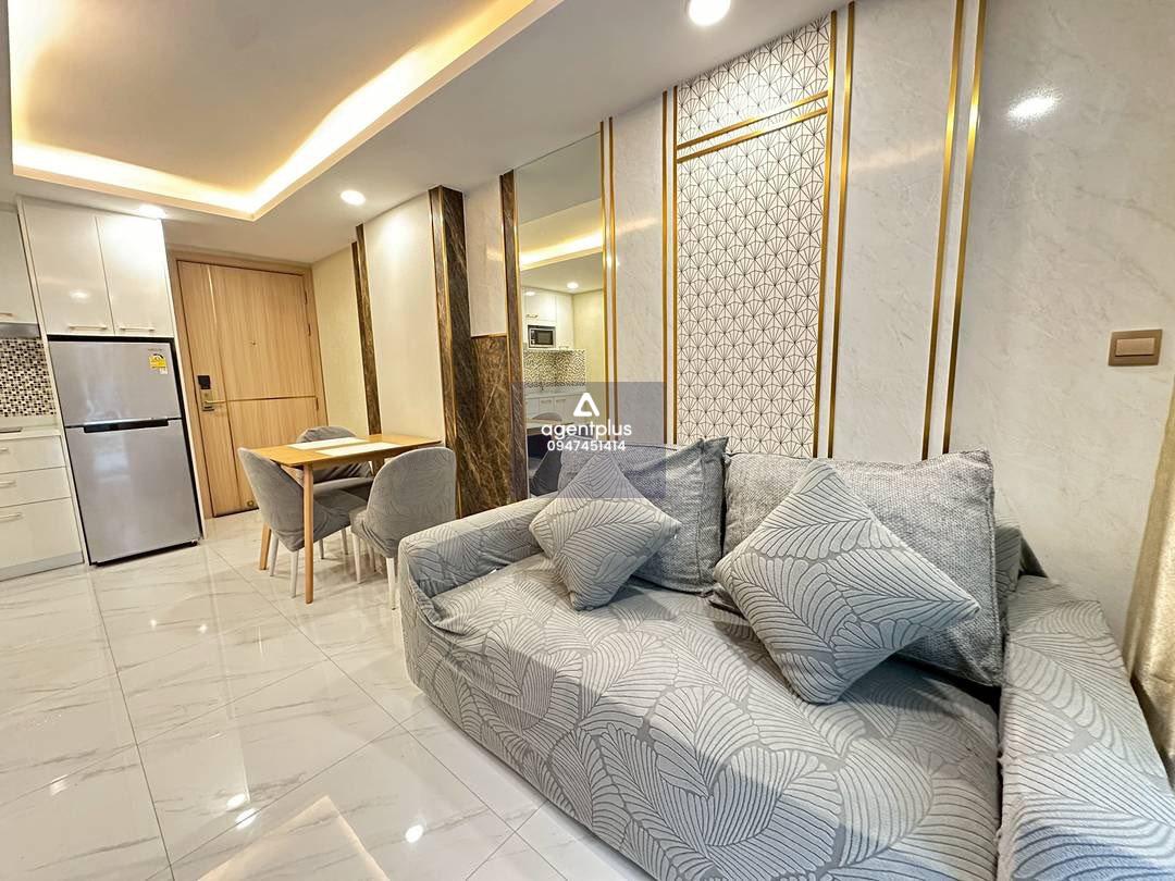 *ให้เช่าคอนโด ดุสิต แกรนด์ พาร์ท2 วิวน้ำสระ