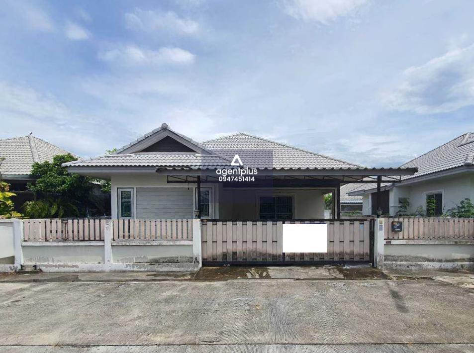 บ้านเดี่ยว เดอะแกรนด์ อมตะ ชลบุรี บริเวณโดยรอบเป็นแหล่งชุมชนและโรงงา อุตสาหกรรม ถ.หนองแช่แว่น-มาบโป่ง เดินทางเข้าออกสะดวก