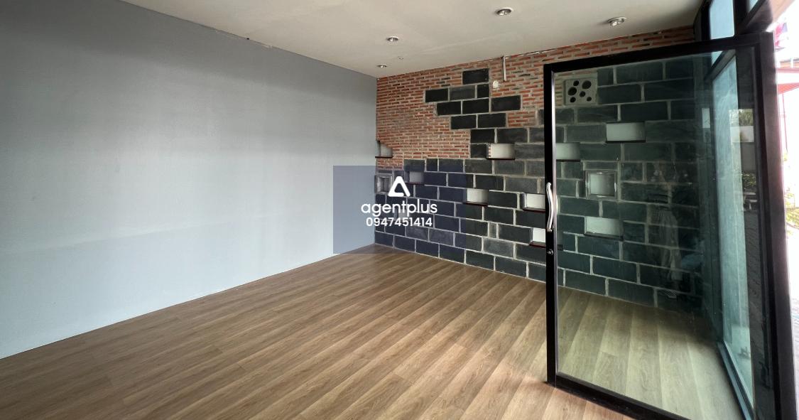 *ให้เช่าอาคารร้านค้า โกดัง สำนักงาน ติดถนนบายพาส