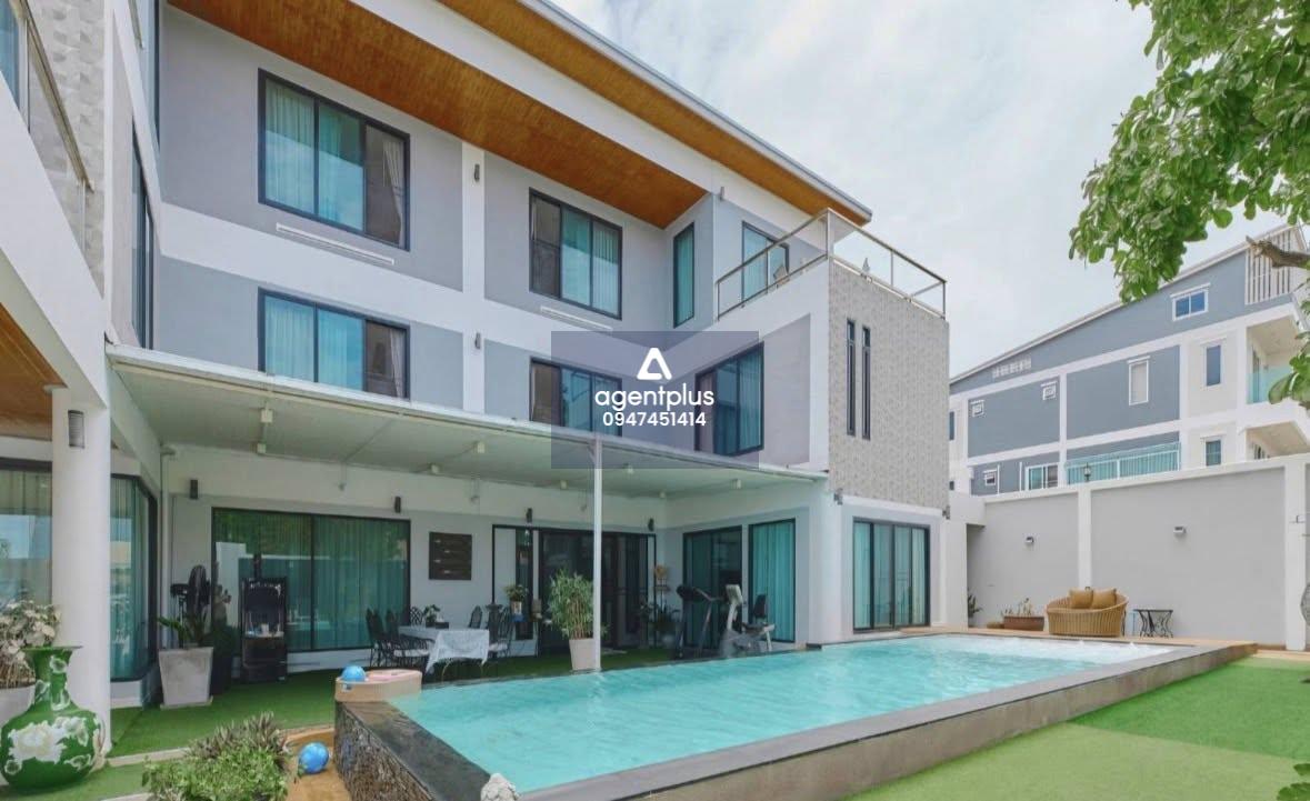 ให้เช่า Pool Villa เดี่ยว 3 ชั้น เขาตาโล พัทยา เลี้ยงสัตว์ได้ พร้อมสระว่ายน้ำส่วนตัว