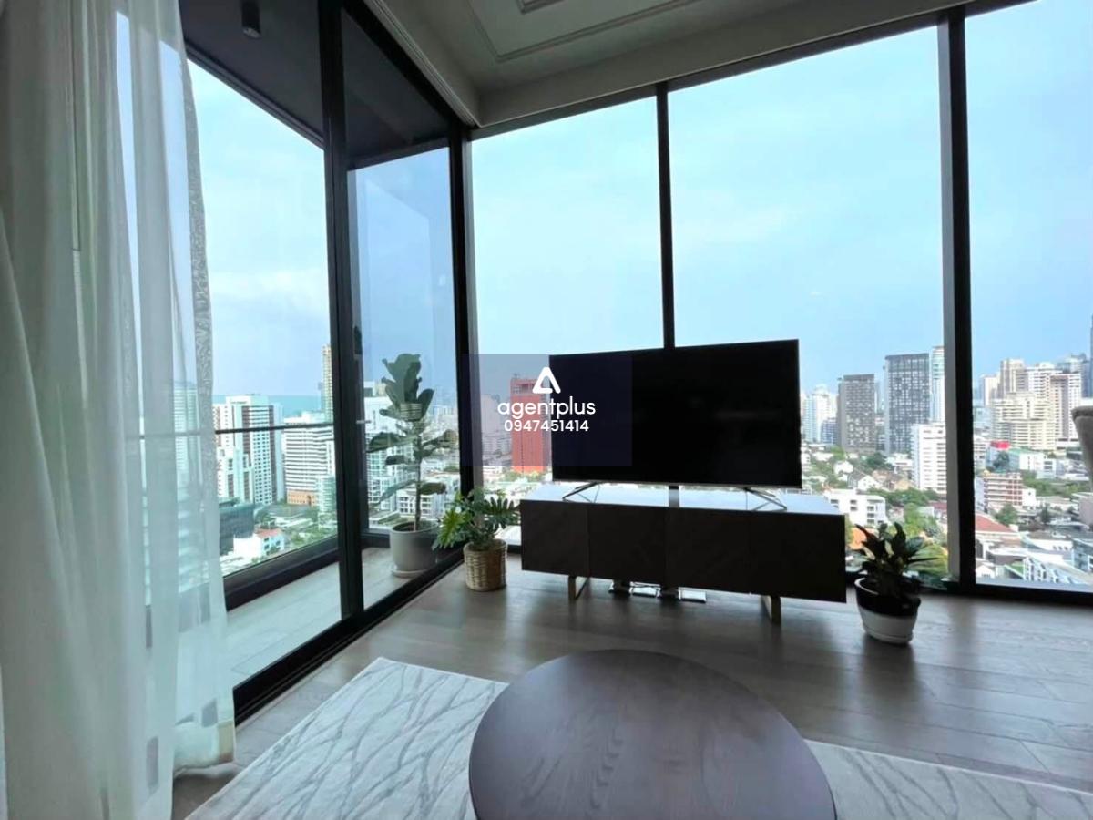  ให้เช่าคอนโด 2 ห้องนอน อโศก–สุขุมวิท  วิวสวย เฟอร์ครบ พร้อมอยู่