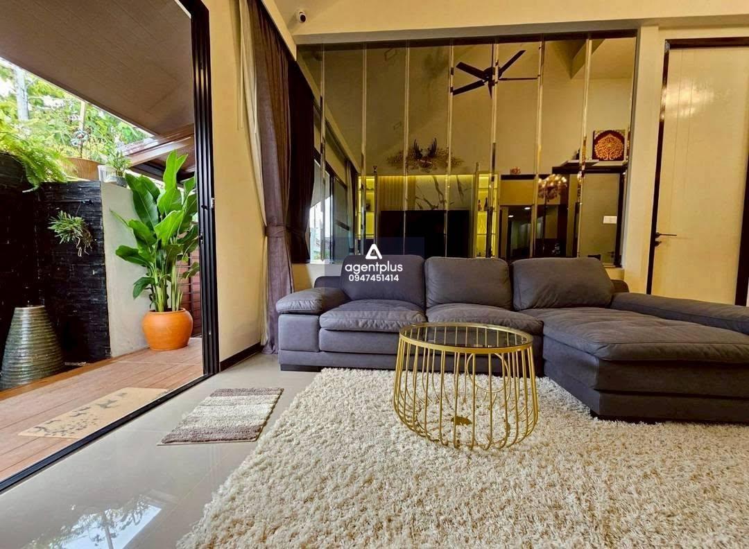 ขายและเช่า บ้านสไตล์โมเดิร์นลักชูรี่ 