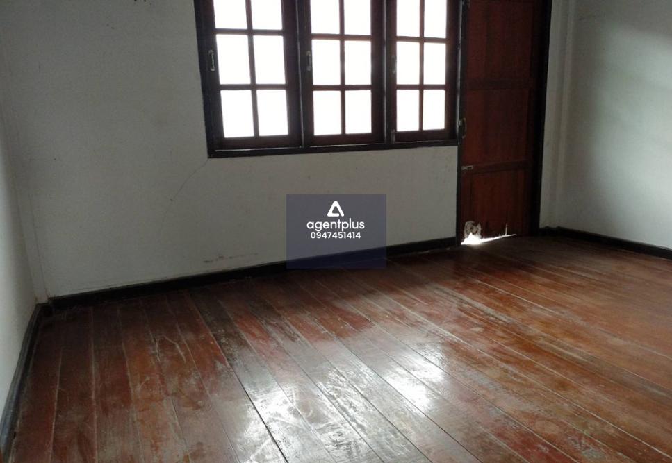 อาคารพาณิชย์ 2 ชั้น โครงการบ้านดวงเงิน ถนนอัมฤทธิ์พัฒนา ตำบลเชิงเนิน ตั้งอยู่ในแหล่งชุมชน การคมนาคมสะดวก สาธารณูปโภคพื้นฐานครบ