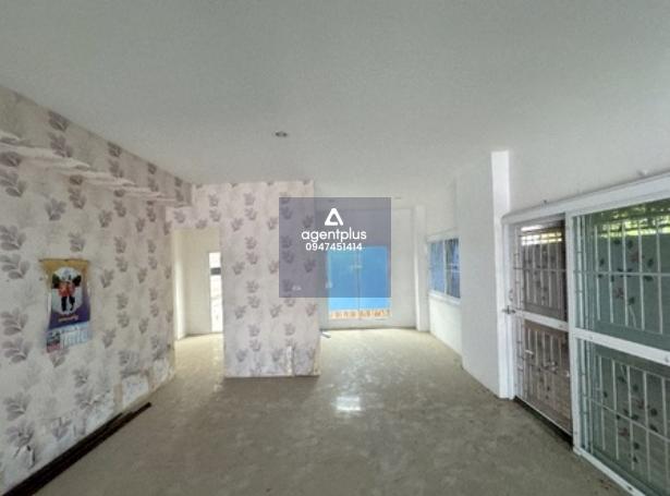 ขาย ทาวน์เฮ้าส์ โครงการ เซนเนอริโอ ถนน ศุขประยูร-ดอนหัวฬ่อ