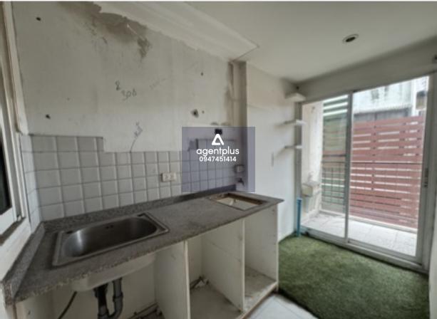 ขาย ห้องชุดพักอาศัย โครงการ ซีณิธ เพลส สุขุมวิท (Zenith Place)