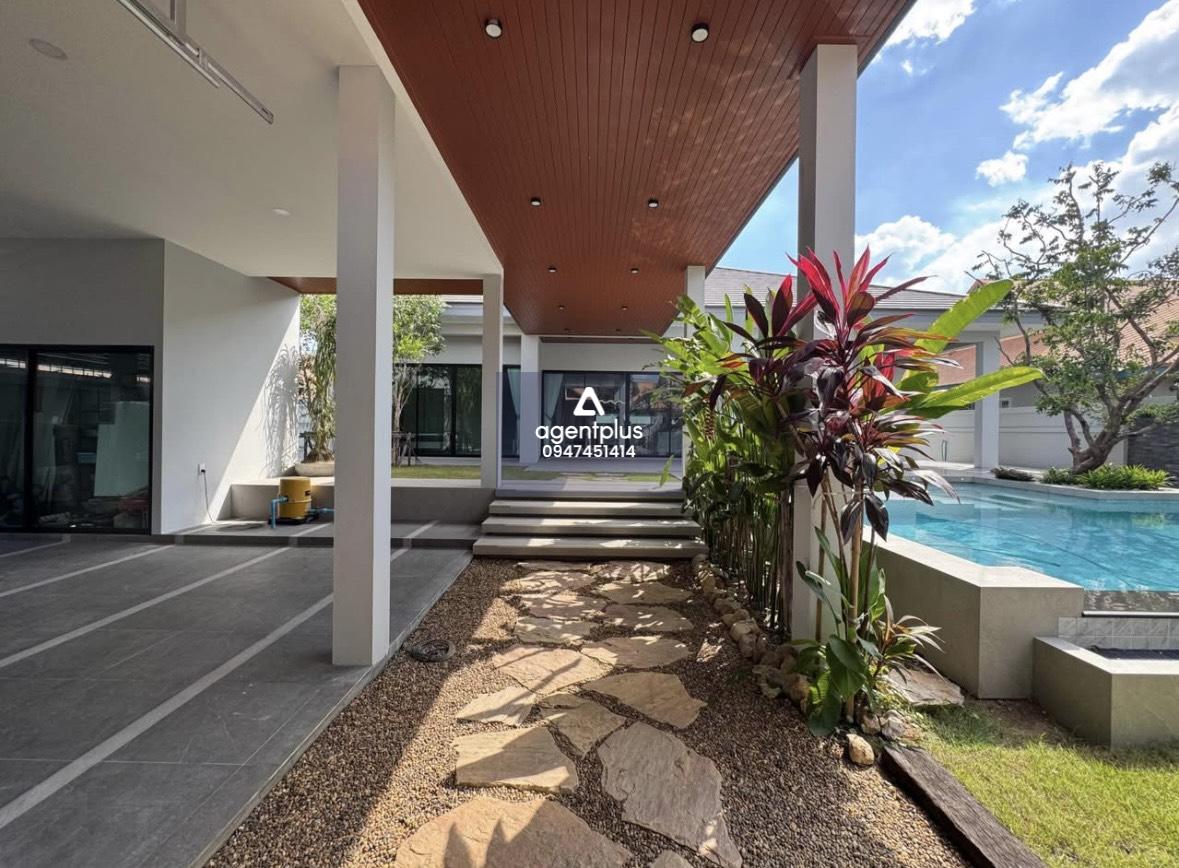 ขายพูลวิลล่าหรูหลังใหม่ สวย โลเคชั่นดี ชัยพฤกษ์2จอมเทียน