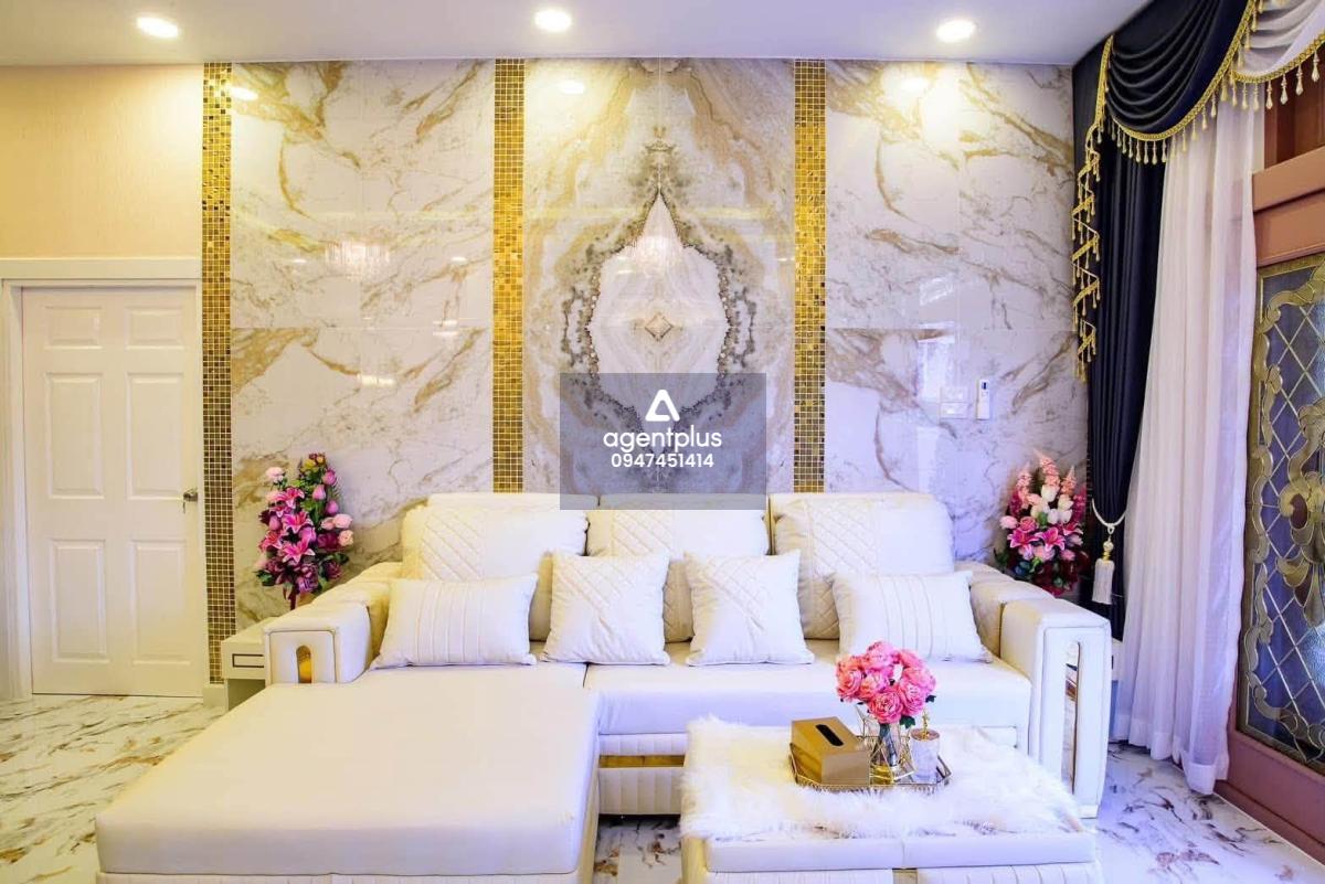  ให้เช่าบ้านเดี่ยว 3 ห้องนอน หนองปลาไหล พร้อมสวน เฟอร์นิเจอร์ครบ พร้อมเข้าอยู่