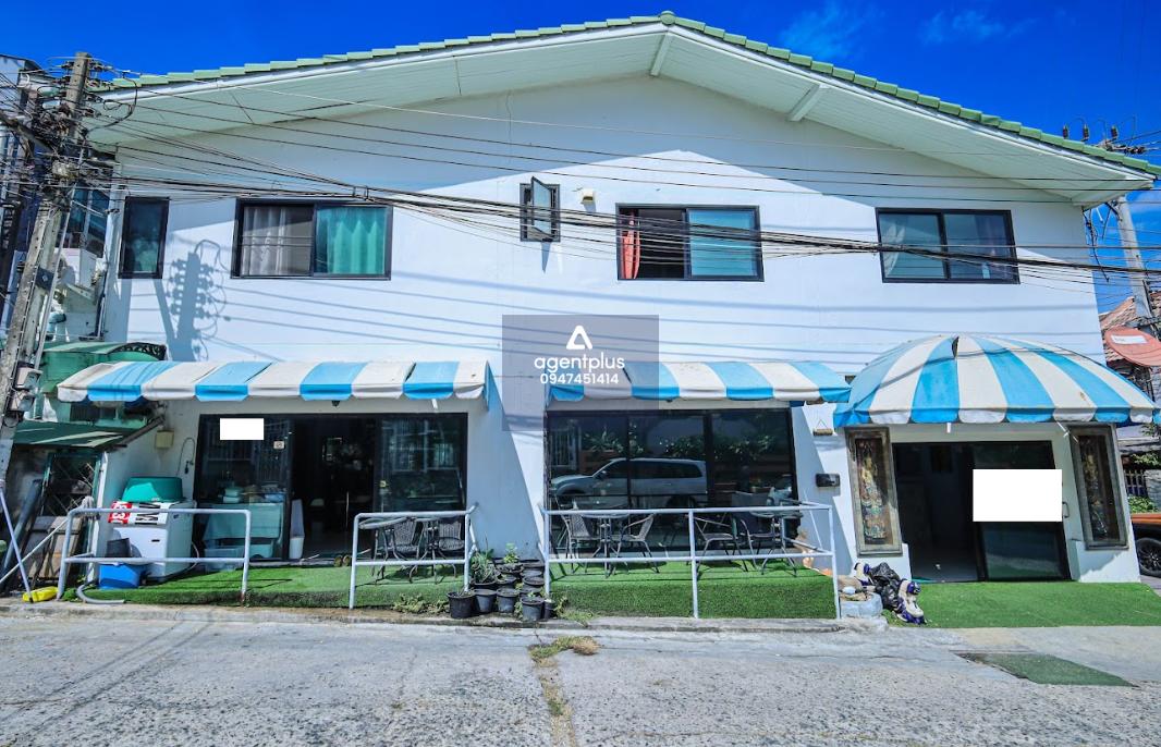 ขายทาวน์เฮาส์ 2 ชั้น ห้องเปล่า พร้อมให้รีโนเวท พัทยา