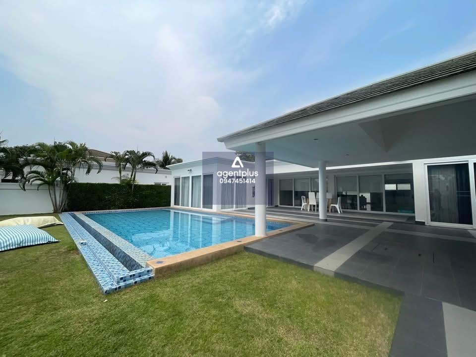 *ให้เช่าบ้านมีสระว่ายน้ำส่วนตัวในโครงการหรู สยาม รอยัล วิว พัทยา