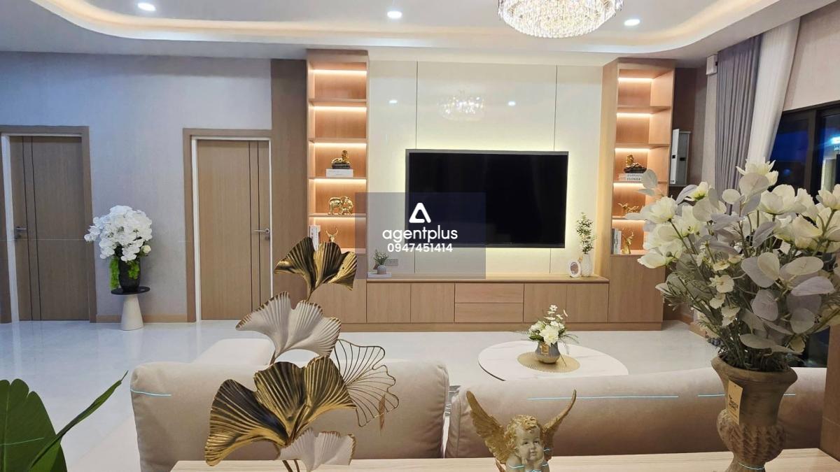🏡 ขายพูลวิลล่าสร้างใหม่ ใจกลางห้วยใหญ่ พร้อมอยู่
