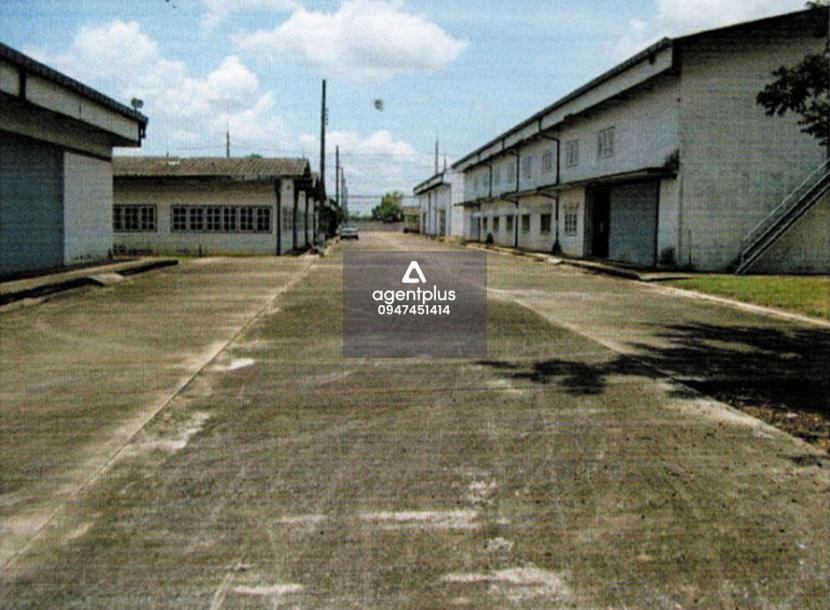 ขาย/เช่า โกดัง โรงงาน คลังสินค้า พร้อมที่ดิน 22 ไร่เศษ ถนน 304 ตำบลท่าตูม อำเภอศรีมหาโพธิ ปราจีนบุรี ใกล้โรงพยาบาลจุฬารัตน์ 304 อินเตอร์